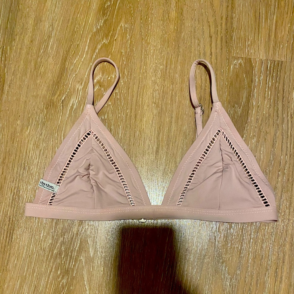 Blush pink rhythm swim bikini top